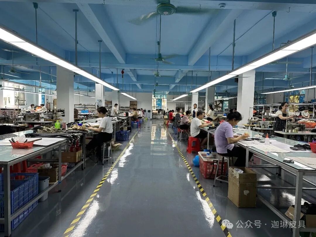 A day in the life of a 20-year sewing machine operator in our factory, revealing Jialin’s craftsmanship插图